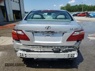 2012 Lexus LS 460 z VIN JTHBL5EF1C5109051, wystawiony jako Copart lot #55773065 z przebiegiem 101 479 mil mil oraz Szkody całkowita. Historia ofert i sprzedaży dostępna na DreamBid. Obrazek 6.