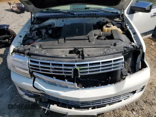2008 Lincoln Navigator with VIN 5LMFU28598LJ00255, listed as a Copart auction lot 62189995 with 238,029 mi miles and Salvage title. Bid and sale history available at DreamBid. Image 12.