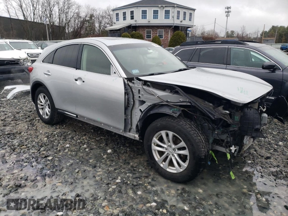 2017 Infiniti QX70 z VIN JN8CS1MW5HM414492, wystawiony jako Copart lot #52415495 z przebiegiem 123 095 mil mil oraz Szkoda całkowita • Salvage title. Historia ofert i sprzedaży dostępna na DreamBid. Obrazek 4.