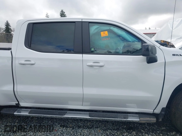2024 Chevrolet Silverado 1500 RST with VIN 2GCUDEED4R1184536, listed as a IAAI auction lot 41924864 with 16,198 mi miles. Bid and sale history available at carsss.com. Image 13.
