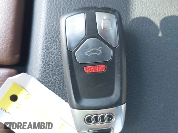 2018 Audi Q7 Premium Plus with VIN WA1LAAF70JD033878, listed as a IAAI auction lot 42203820 with 95,095 mi miles and . Bid and sale history available at DreamBid. Image 11.