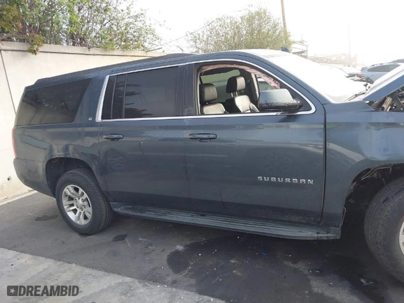 2020 Chevrolet Suburban LT with VIN 1GNSCHKC8LR151570, listed as a IAAI auction lot 41677348 with NaN miles. Bid and sale history available at carsss.com. Image 13.