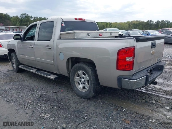 2008 Chevrolet Silverado 1500 LTZ with VIN 3GCEC13J68G145249, listed as a IAAI auction lot 41927560 with 252,141 mi miles. Bid and sale history available at carsss.com. Image 3.