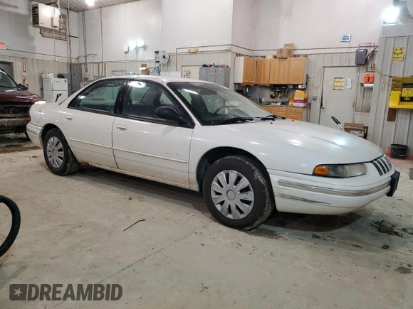 1996 Chrysler Concorde z VIN 2C3HD56T1TH228499, wystawiony jako Copart lot #44193055 z przebiegiem 189 282 mil mil oraz Tytuł czysty. Historia ofert i sprzedaży dostępna na DreamBid. Obrazek 4.