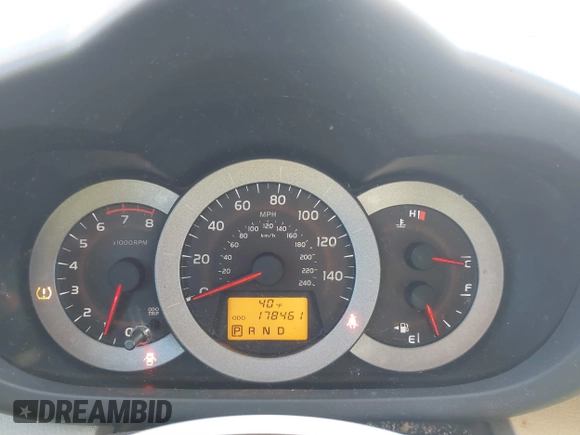 2009 Toyota RAV4 Ltd with VIN JTMBK31V395082689, listed as a IAAI auction lot 41509011 with 178,461 mi miles. Bid and sale history available at carsss.com. Image 7.