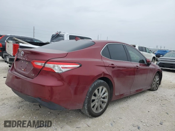 2020 Toyota Camry LE with VIN 4T1C11AK1LU938758, listed as a Copart auction lot 46082875 with 82,297 mi miles and Clean Title. Bid and sale history available at carsss.com. Image 3.