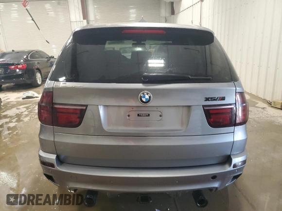 2013 BMW X5 M with VIN 5YMGY0C55DLL15578, listed as a Copart auction lot 49864485 with 111,268 mi miles and Clean Title. Bid and sale history available at carsss.com. Image 6.