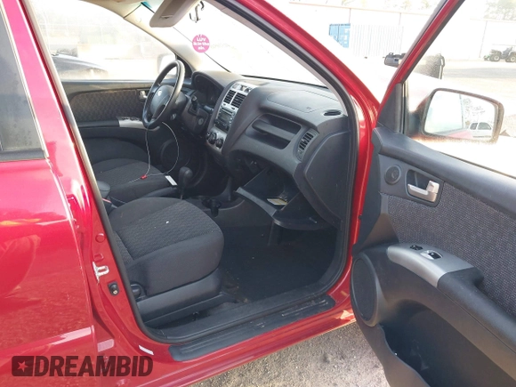 2008 Kia Sportage LX with VIN KNDJE723287548249, listed as a IAAI auction lot 41510548 with 181,668 mi miles. Bid and sale history available at carsss.com. Image 5.