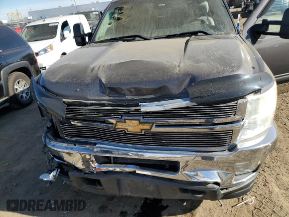 2011 Chevrolet Silverado 3500HD SRW LT with VIN 1GC4K0C88BF229975, listed as a Copart auction lot 81095814 with 88,656 mi miles and Salvage Title. Bid and sale history available at carsss.com. Image 13.