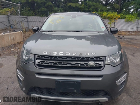 2015 Land Rover Discovery Sport HSE LUX with VIN SALCT2BG5FH538402, listed as a IAAI auction lot 39944948 with 141,990 mi miles. Bid and sale history available at carsss.com. Image 6.