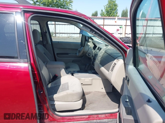 2008 Ford Escape XLT with VIN 1FMCU93148KE38168, listed as a IAAI auction lot 42437596 with 167,834 mi miles and . Bid and sale history available at DreamBid. Image 5.