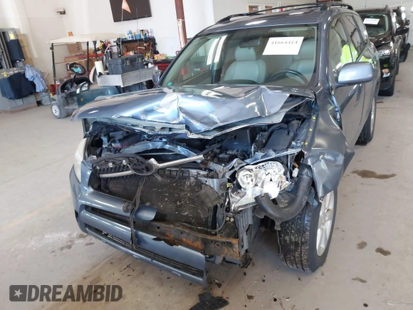 2007 Toyota RAV4 Limited with VIN JTMBK31VX75027962, listed as a IAAI auction lot 41664414 with 155,433 mi miles. Bid and sale history available at carsss.com. Image 12.