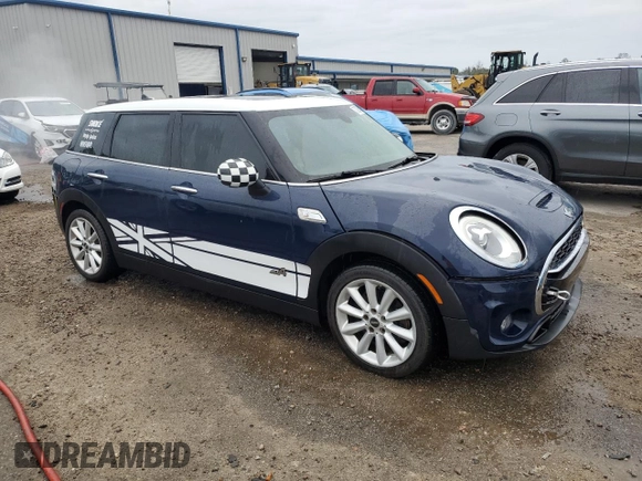 2017 MINI Clubman Cooper S with VIN WMWLU5C5XH2E80778, listed as a Copart auction lot 70398484 with 99,449 mi miles and Non Repairable. Bid and sale history available at carsss.com. Image 4.