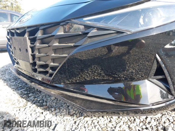 2022 Hyundai Elantra SEL z VIN 5NPLS4AG6NH060109, wystawiony jako IAAI lot #42227757 z przebiegiem 17 586 mil mil oraz . Historia ofert i sprzedaży dostępna na DreamBid. Obrazek 6.