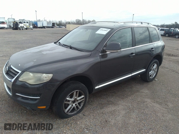 2008 Volkswagen Touareg V6 с VIN WVGBE77L98D044999, выставлен на аукционе IAAI как лот 35943882 с пробегом 179 515 миль миль и . История ставок и продаж доступна на DreamBid. Изображение 2.