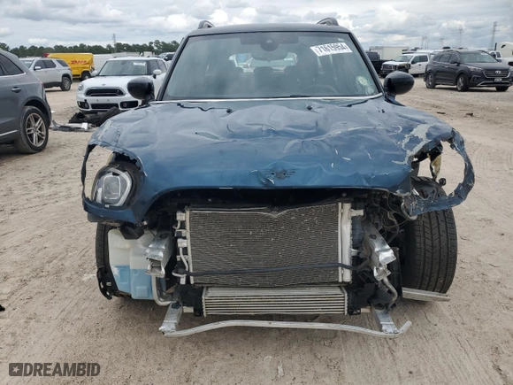 2022 MINI Countryman Cooper S with VIN WMZ83BR05N3N36893, listed as a Copart auction lot 71615954 with 37,695 mi miles and Salvage Title. Bid and sale history available at carsss.com. Image 5.