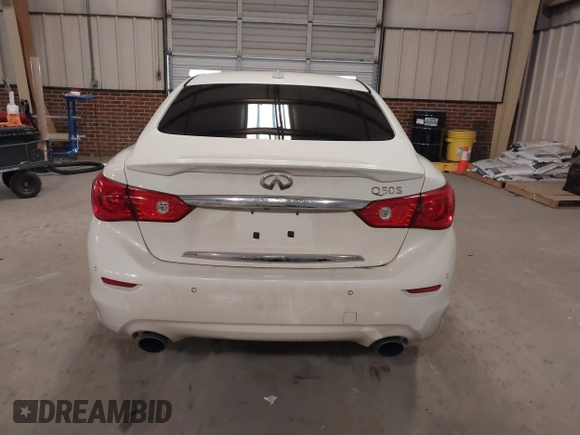 2016 Infiniti Q50 3.0t Premium with VIN JN1EV7APXGM303157, listed as a IAAI auction lot 41292630 with 108,876 mi miles. Bid and sale history available at carsss.com. Image 15.