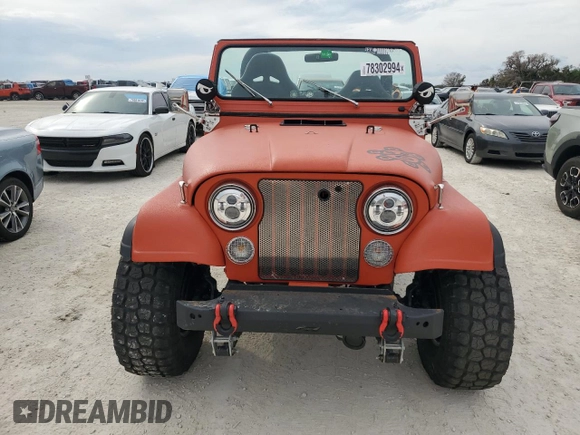 1984 Jeep CJ z VIN 1JCCM87E9ET003890, wystawiony jako Copart lot #78302994 z przebiegiem Nie podano mil oraz Szkoda całkowita • Salvage title. Historia ofert i sprzedaży dostępna na DreamBid. Obrazek 5.
