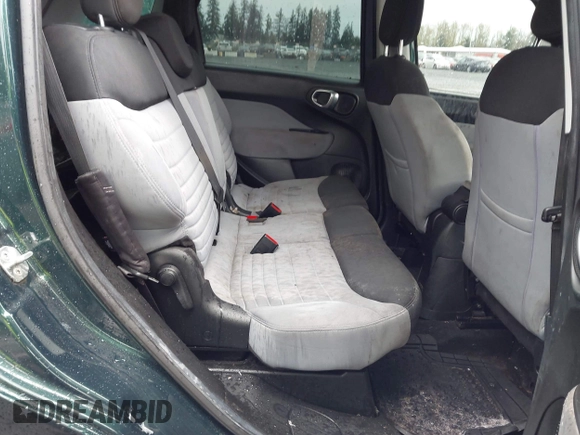 2014 FIAT 500L Easy with VIN ZFBCFABH9EZ003635, listed as a IAAI auction lot 41980367 with 89,957 mi miles. Bid and sale history available at carsss.com. Image 8.