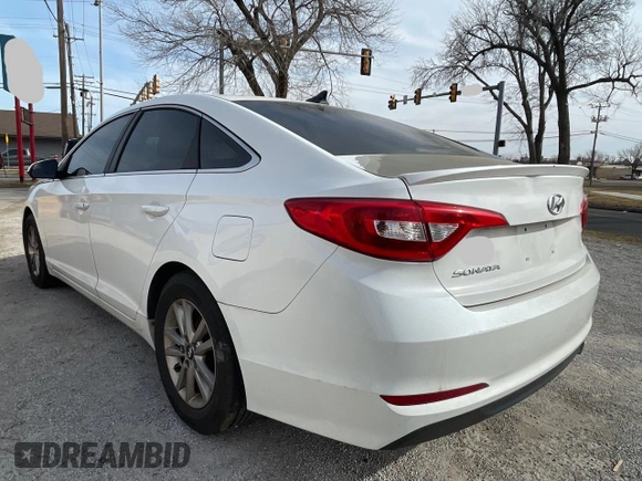 2016 Hyundai Sonata SE with VIN 5NPE24AF8GH402260, listed as a Copart auction lot 54110055 with 218,272 mi miles and Clean Title. Bid and sale history available at carsss.com. Image 3.