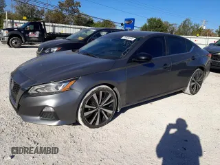 2019 Nissan Altima SR with VIN 1N4BL4CV8KC104659, listed as a Copart auction lot 74934324 with 91,611 mi miles and Salvage Title. Bid and sale history available at DreamBid. Image 1.