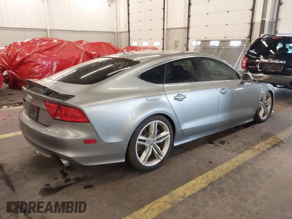 2014 Audi S7 Prestige with VIN WAUW2AFC5EN012180, listed as a IAAI auction lot 40895822 with 1 mi miles. Bid and sale history available at carsss.com. Image 4.