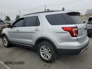 2017 Ford Explorer XLT with VIN 1FM5K7D85HGA93993, listed as a Copart auction lot 58561425 with 135,126 mi miles and Salvage title. Bid and sale history available at DreamBid. Image 2.
