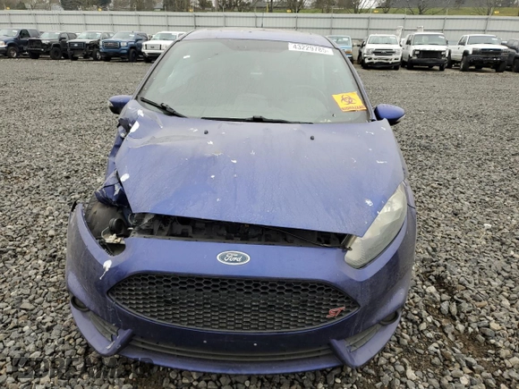 2015 Ford Fiesta ST with VIN 3FADP4GX8FM124018, listed as a Copart auction lot 43229785 with 85,972 mi miles and Salvage Title. Bid and sale history available at carsss.com. Image 5.