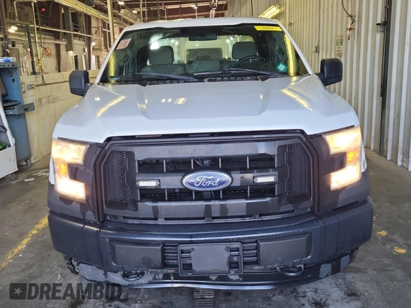 2015 Ford F-150 XLT z VIN 1FTFX1EF7FKD06649, wystawiony jako IAAI lot #42615380 z przebiegiem 177 590 mil mil oraz . Historia ofert i sprzedaży dostępna na DreamBid. Obrazek 33.