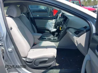 2015 Hyundai Sonata Limited z VIN 5NPE34AF7FH096633, wystawiony jako IAAI lot #42172372 z przebiegiem 87 193 mil mil oraz . Historia ofert i sprzedaży dostępna na DreamBid. Obrazek 5.