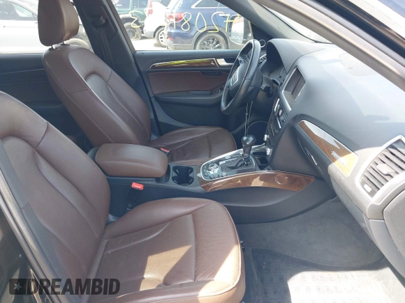 2016 Audi Q5 Premium Plus with VIN WA1L2AFP6GA011391, listed as a IAAI auction lot 42081273 with 180,809 mi miles. Bid and sale history available at carsss.com. Image 5.