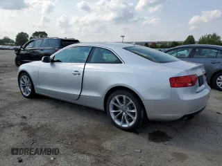 2013 Audi A5 Premium Plus z VIN WAULFAFR0DA019829, wystawiony jako Copart lot #58875375 z przebiegiem 61 911 mil mil oraz Czysty tytuł • Clean title. Historia ofert i sprzedaży dostępna na DreamBid. Obrazek 2.