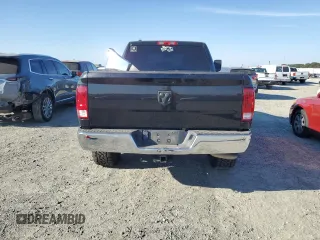 2018 Ram 1500 Tradesman z VIN 1C6RR7ST7JS102633, wystawiony jako Copart lot #72438884 z przebiegiem 84 725 mil mil oraz Szkoda całkowita • Salvage title. Historia ofert i sprzedaży dostępna na DreamBid. Obrazek 6.