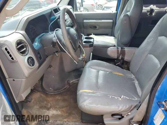 2009 Ford Econoline Passenger XL with VIN 1FBSS31L99DA33926, listed as a Copart auction lot 61430285 with 491,365 mi miles and Salvage title. Bid and sale history available at DreamBid. Image 7.