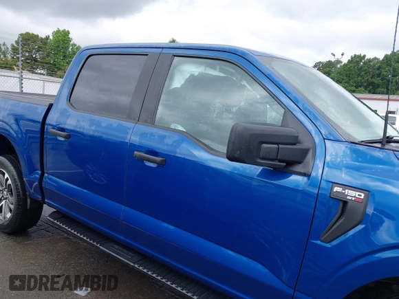 2022 Ford F-150 XL с VIN 1FTEW1EP2NKD17385, выставлен на аукционе IAAI как лот 42378513 с пробегом 51 543 миль миль и . История ставок и продаж доступна на DreamBid. Изображение 13.