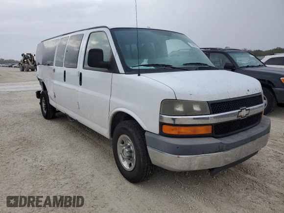 2010 Chevrolet Express Passenger LT z VIN 1GA2G1DG7A1107293, wystawiony jako Copart lot #78936284 z przebiegiem 178 012 mil mil oraz Szkoda całkowita • Salvage title. Historia ofert i sprzedaży dostępna na DreamBid. Obrazek 4.