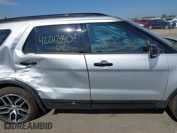 2017 Ford Explorer Sport с VIN 1FM5K8GT4HGD87407, выставлен на аукционе IAAI как лот 42247840 с пробегом 78 880 миль миль и . История ставок и продаж доступна на DreamBid. Изображение 13.