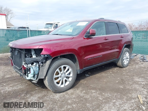 2021 Jeep Grand Cherokee Laredo E z VIN 1C4RJFAG7MC534037, wystawiony jako IAAI lot #41598511 z przebiegiem 55 107 mil mil oraz . Historia ofert i sprzedaży dostępna na DreamBid. Obrazek 2.