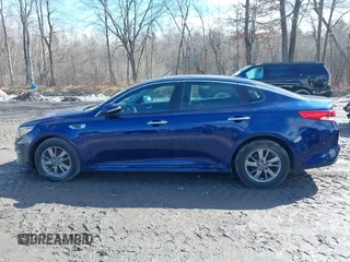 2016 Kia Optima LX Turbo with VIN 5XXGT4L13GG075267, listed as a IAAI auction lot 41750500 with 86,917 mi miles. Bid and sale history available at carsss.com. Image 13.