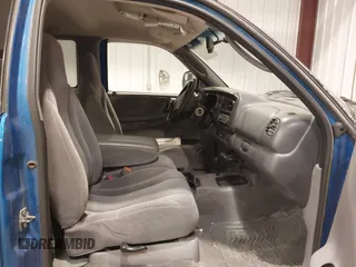 2000 Dodge Dakota Sport with VIN 1B7GG22N3YS639309, listed as a IAAI auction lot 41771758 with 225,795 mi miles and . Bid and sale history available at carsss.com. Image 5.