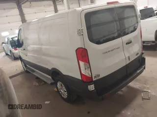 2018 Ford Transit с VIN 1FTYR1ZM6JKA46796, выставлен на аукционе IAAI как лот 42178567 с пробегом 61 821 миль миль и . История ставок и продаж доступна на DreamBid. Изображение 3.