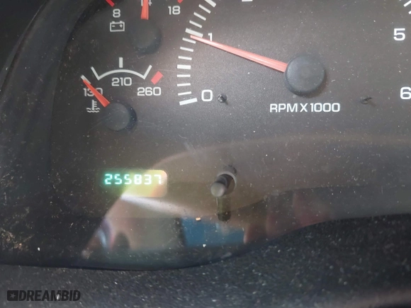 2001 Dodge Ram 1500 with VIN 1B7HC13Y91J522414, listed as a IAAI auction lot 41696596 with 255,837 mi miles. Bid and sale history available at carsss.com. Image 7.