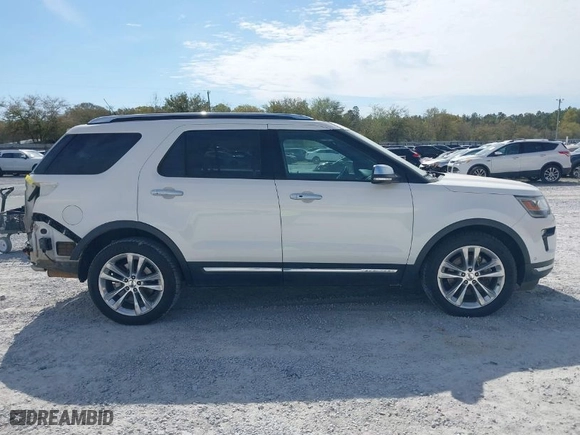 2018 Ford Explorer Limited with VIN 1FM5K7F83JGB57595, listed as a IAAI auction lot 41803844 with 134,496 mi miles. Bid and sale history available at carsss.com. Image 14.