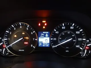 2019 Nissan Armada Platinum z VIN JN8AY2NF0K9352410, wystawiony jako IAAI lot #41078139 z przebiegiem 90 828 mil mil oraz . Historia ofert i sprzedaży dostępna na DreamBid. Obrazek 7.
