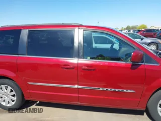 2014 Chrysler Town & Country Touring with VIN 2C4RC1BG9ER326259, listed as a IAAI auction lot 42160484 with 151,896 mi miles and . Bid and sale history available at DreamBid. Image 13.
