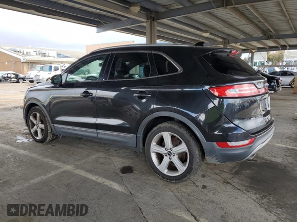 2015 Lincoln MKC z VIN 5LMCJ1A99FUJ23626, wystawiony jako Copart lot #49494375 z przebiegiem 102 801 mil mil oraz Czysty tytuł • Clean title. Historia ofert i sprzedaży dostępna na DreamBid. Obrazek 2.