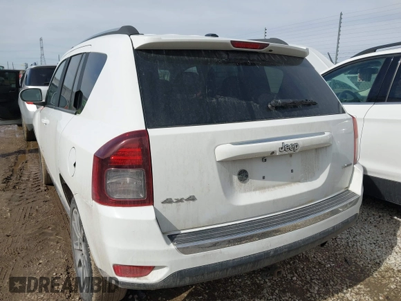 2014 Jeep Compass Limited with VIN 1C4NJDCB3ED682220, listed as a IAAI auction lot 41693233 with 149,380 mi miles. Bid and sale history available at carsss.com. Image 3.