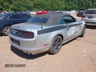 2014 Ford Mustang V6 с VIN 1ZVBP8EM9E5314011, выставлен на аукционе IAAI как лот 42332004 с пробегом 133 361 миль миль и . История ставок и продаж доступна на DreamBid. Изображение 4.