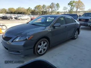 2008 Toyota Camry LE z VIN 4T1BK46K58U061525, wystawiony jako Copart lot #50753765 z przebiegiem 177 688 mil mil oraz Szkoda całkowita • Salvage title. Historia ofert i sprzedaży dostępna na DreamBid. Obrazek 1.