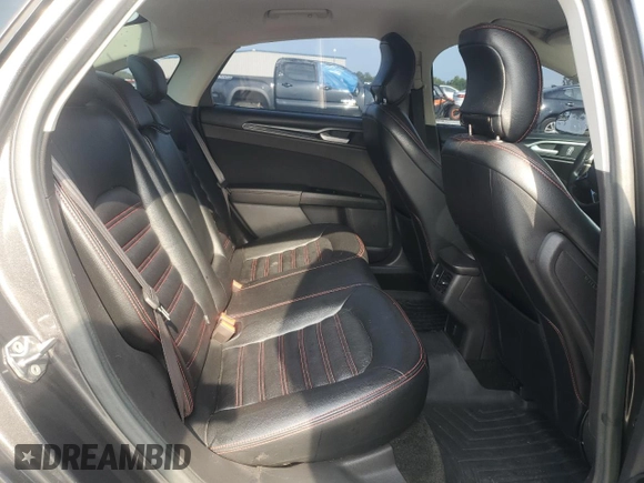 2016 Ford Fusion SE with VIN 3FA6P0H77GR221702, listed as a Copart auction lot 57271495 with 121,810 mi miles and Salvage title. Bid and sale history available at DreamBid. Image 10.